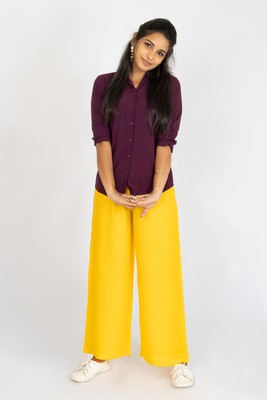 GOLDEN YELLOW